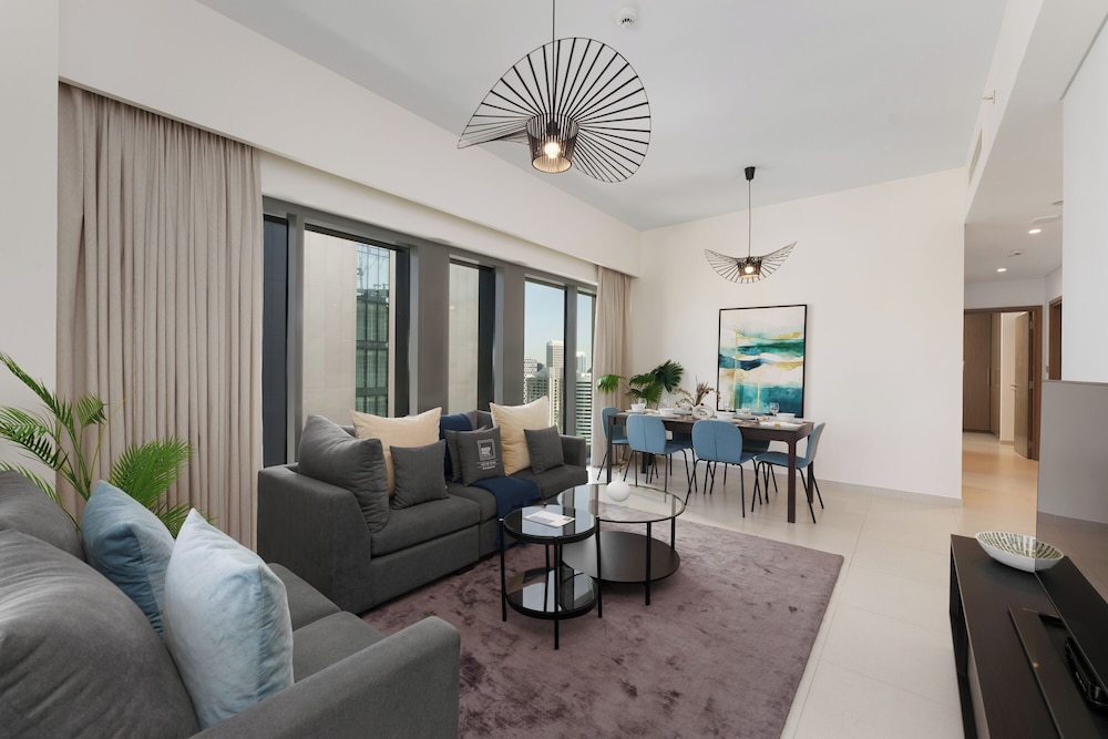 Maison Privee - Elevated Living with Spectacular Burj Khalifa Views