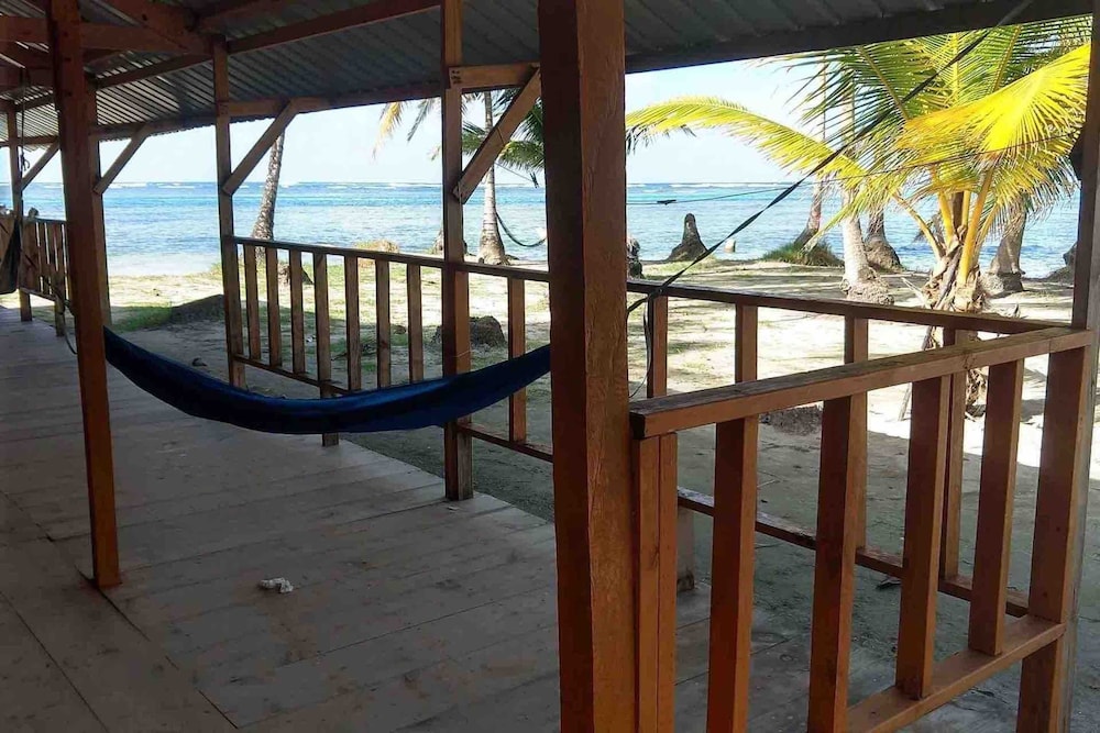 Private Bedroom on Paradise San Blas Island view 5