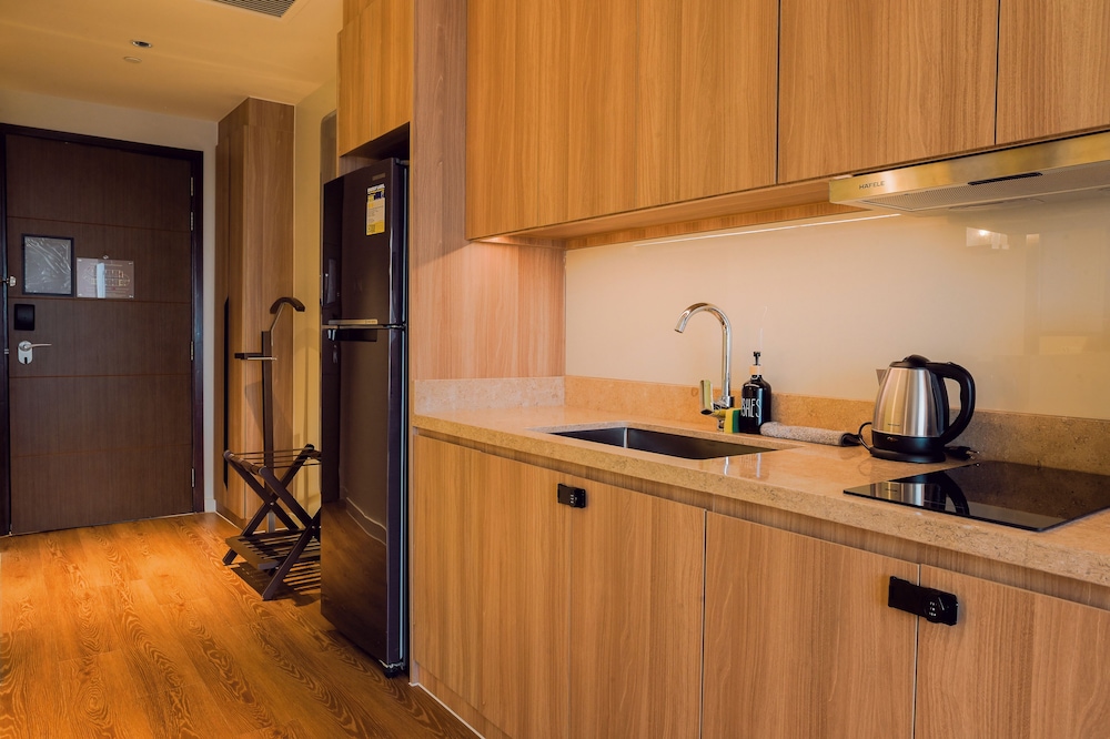 Hotel Residences at Acqua