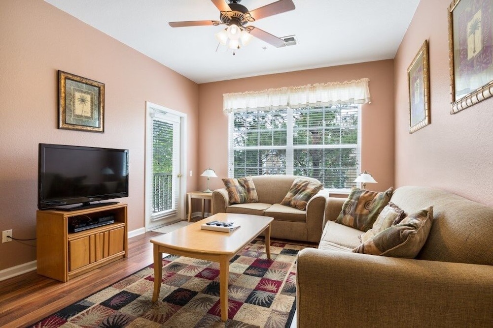 Resort Condo W/ Amenities Near Disney Parks 2 Bedroom Condo