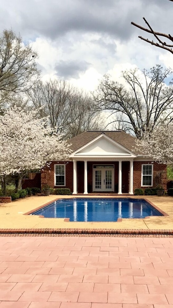 Concord Inn