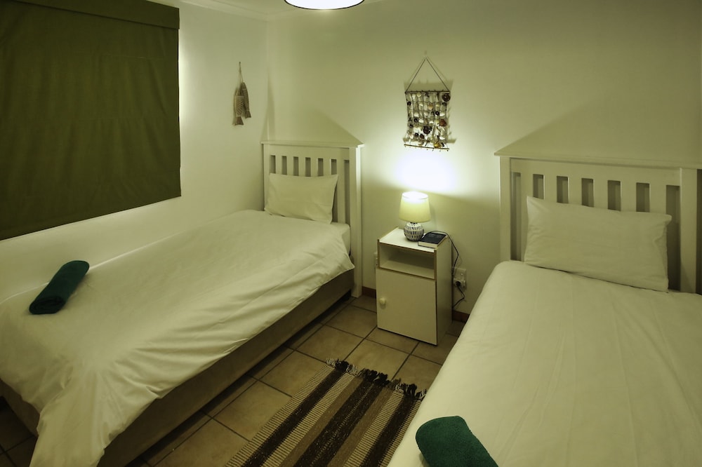Top Deck Langebaan 6-sleeper view 2