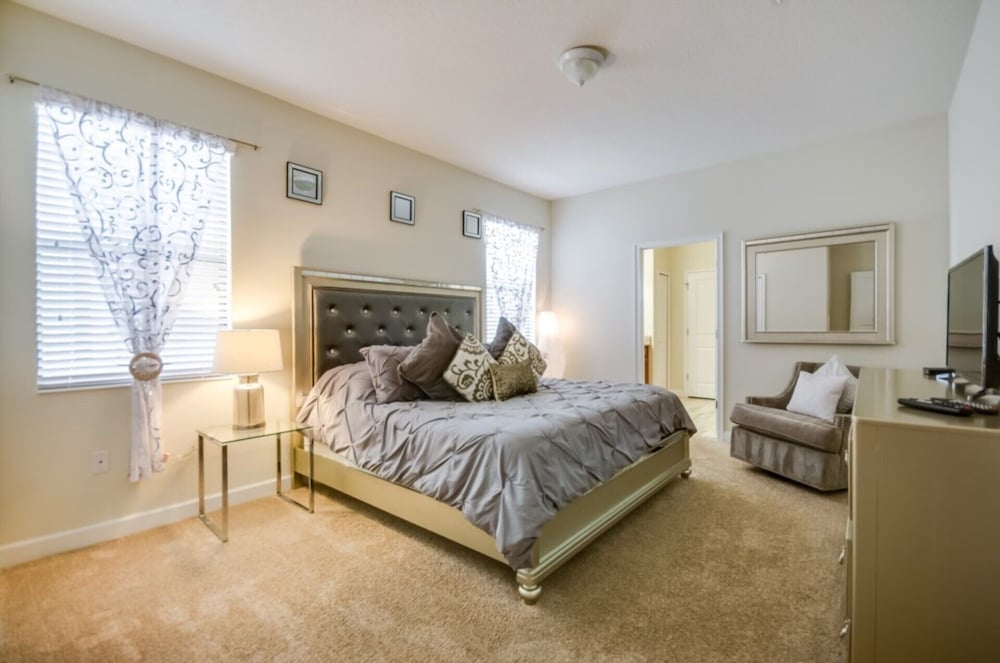 VIlla in Champions Gate Resort 1748 view 4