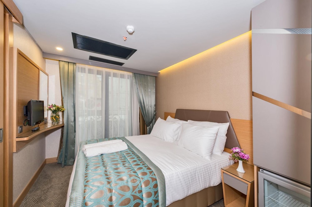 Genova Hotel - Image 36