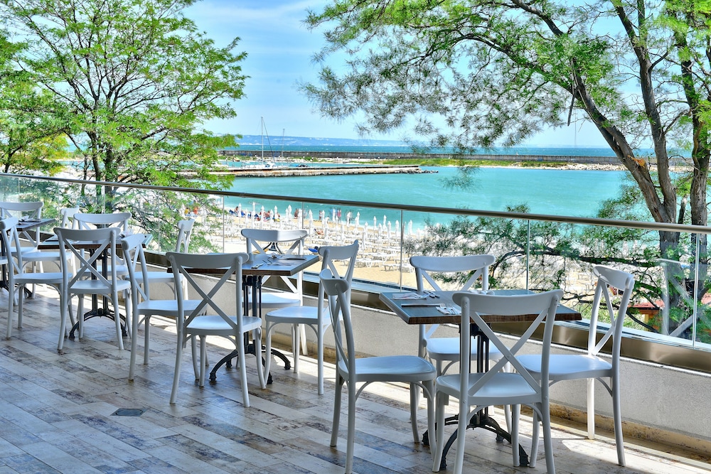 Grifid Encanto Beach Hotel - Wellness & SPA