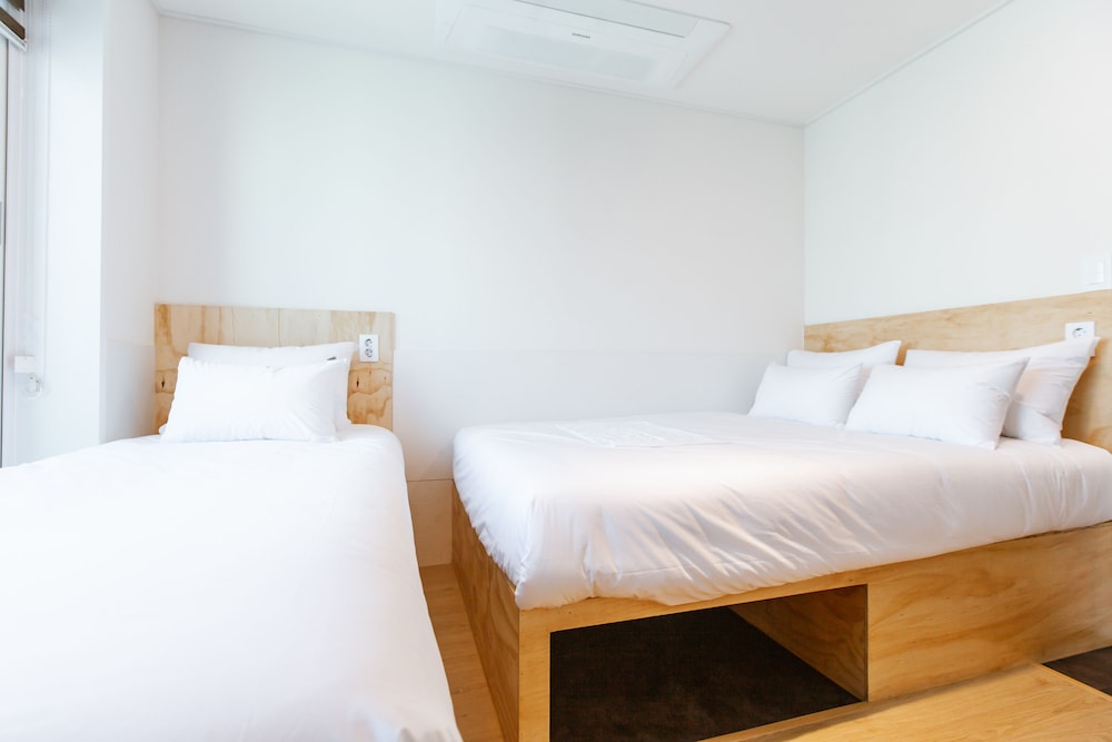 Step Inn Myeongdong 1 58