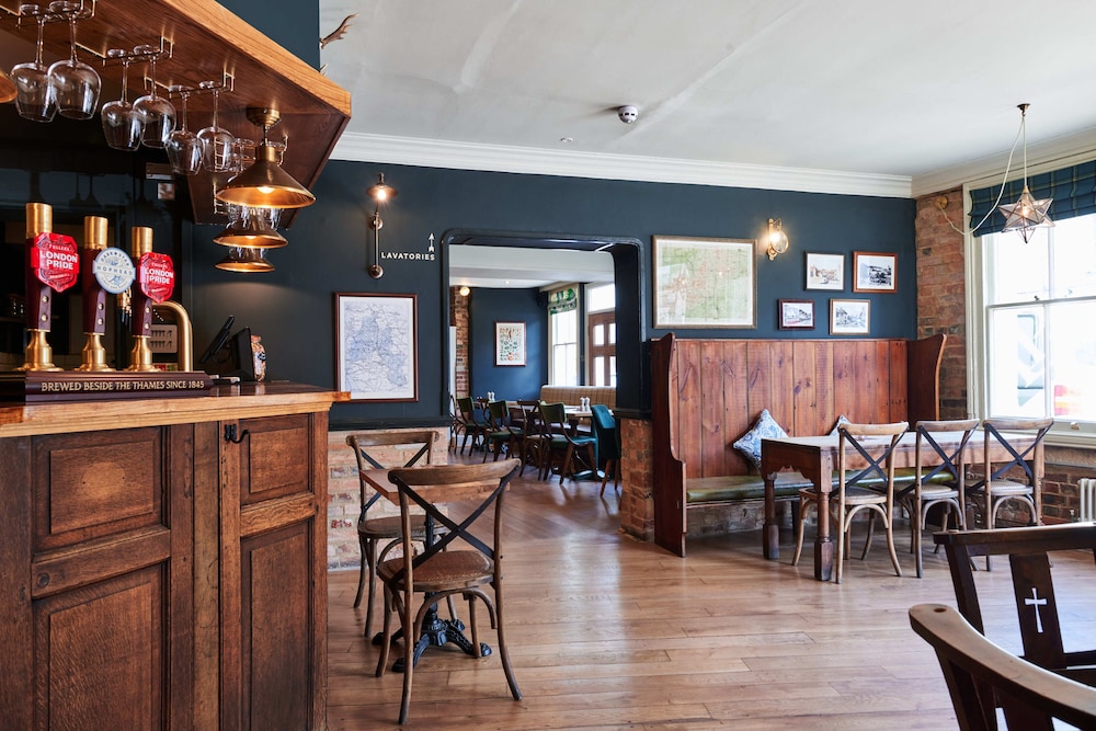 Woodstock Vacations - Kings Arms Hotel - Property Image 18