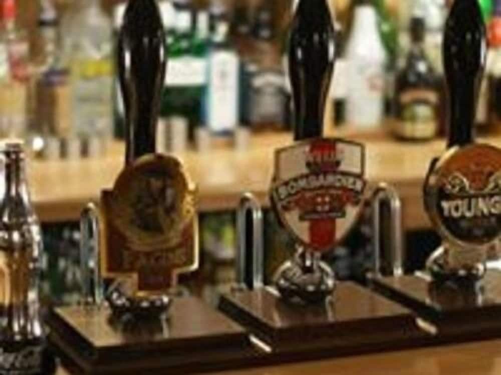 The Three Cups Inn