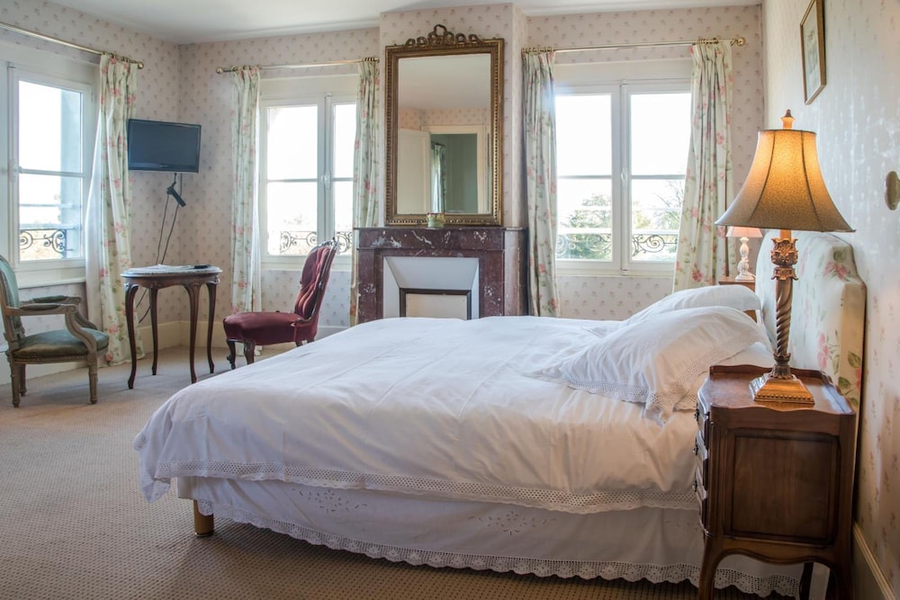 Chambres d'Hotes Château de la Puisaye