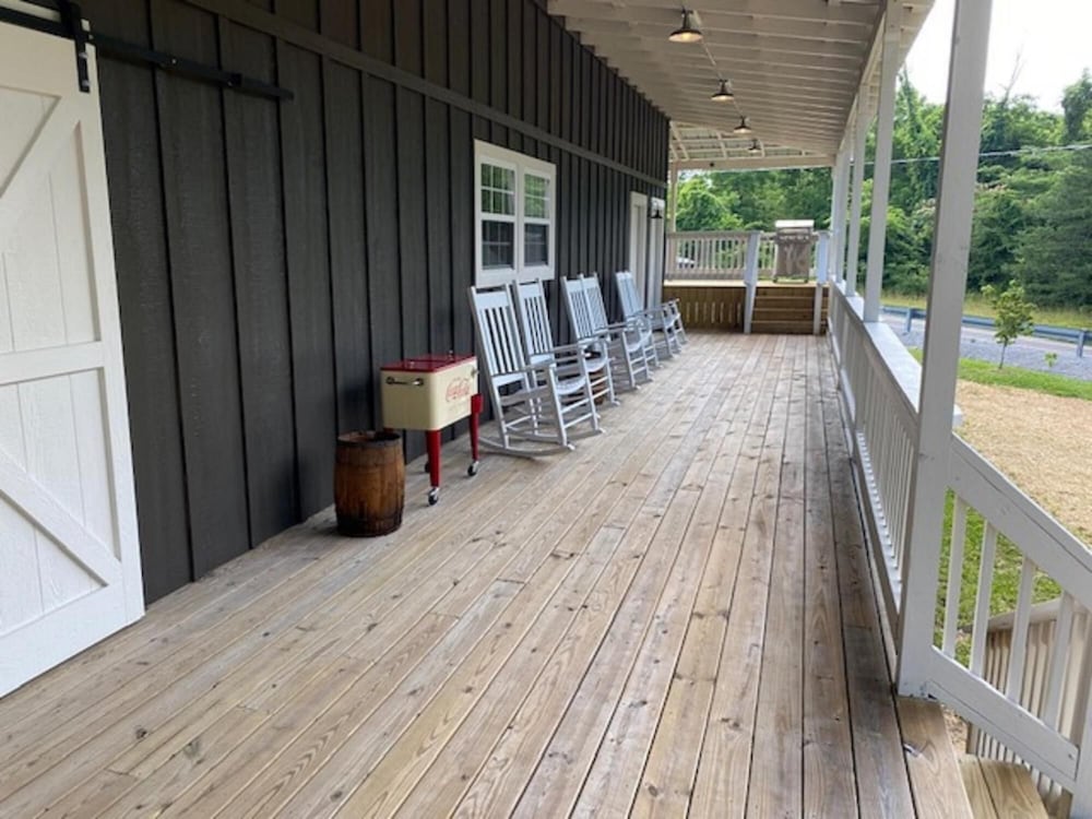 Greeter Falls Lodge Suite 5 - Property Image 14