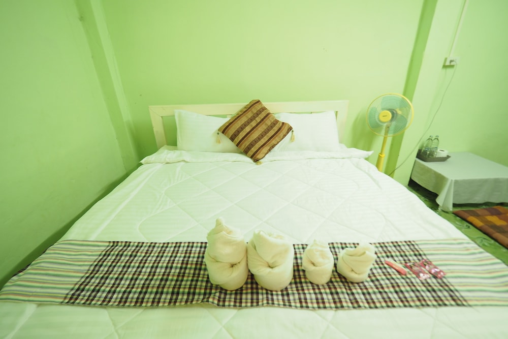 Ram Yai Homestay - Hostel