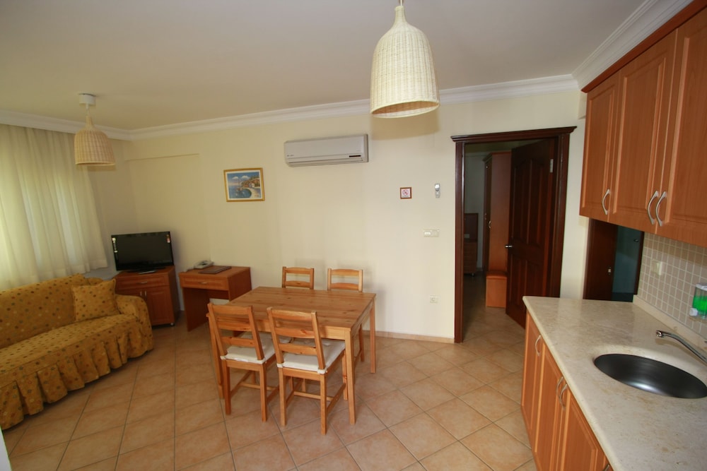 Sea Breeze Otel & Daireler - Image 18