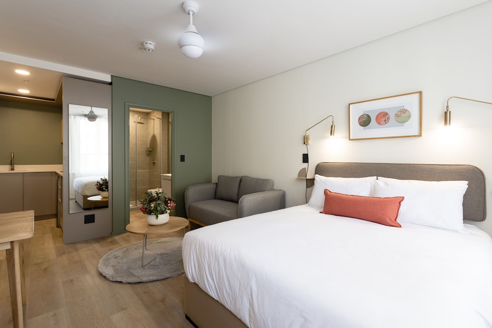 Habitat Aparthotel by Totalstay 12