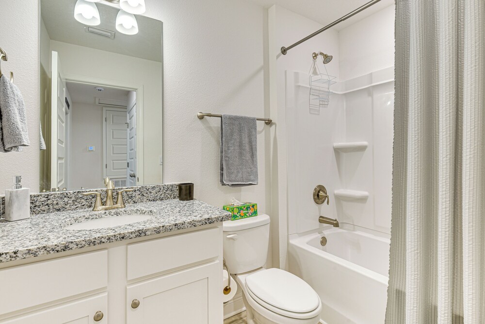 4 Mi to Santa Rosa Golf & Beach Club: Modern Home