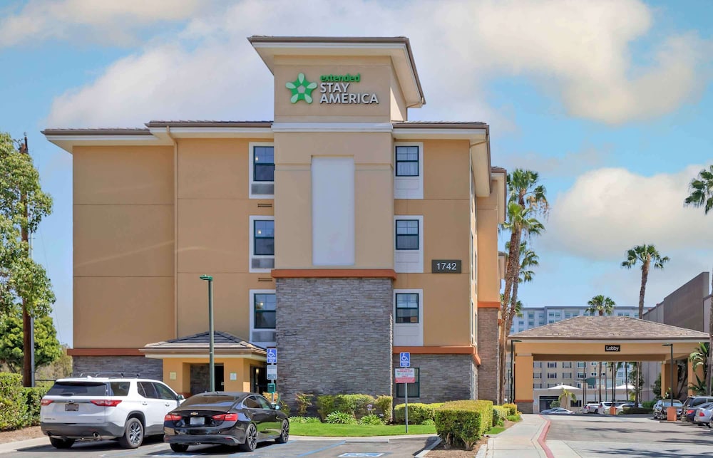 Orange County/Anaheim Vacations - Extended Stay America Suites Orange County Anaheim Conv Ctr - Property Image 1