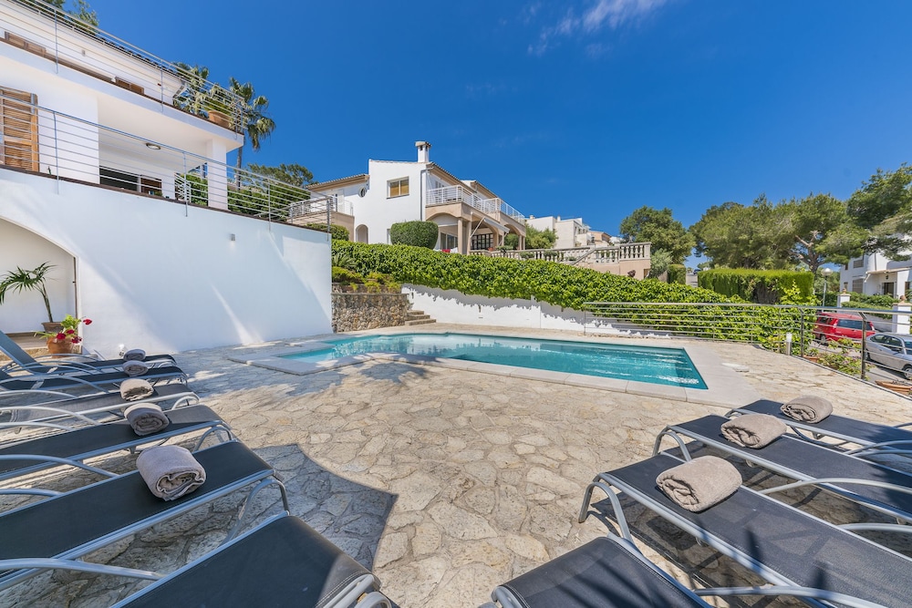 Villa Alcanada