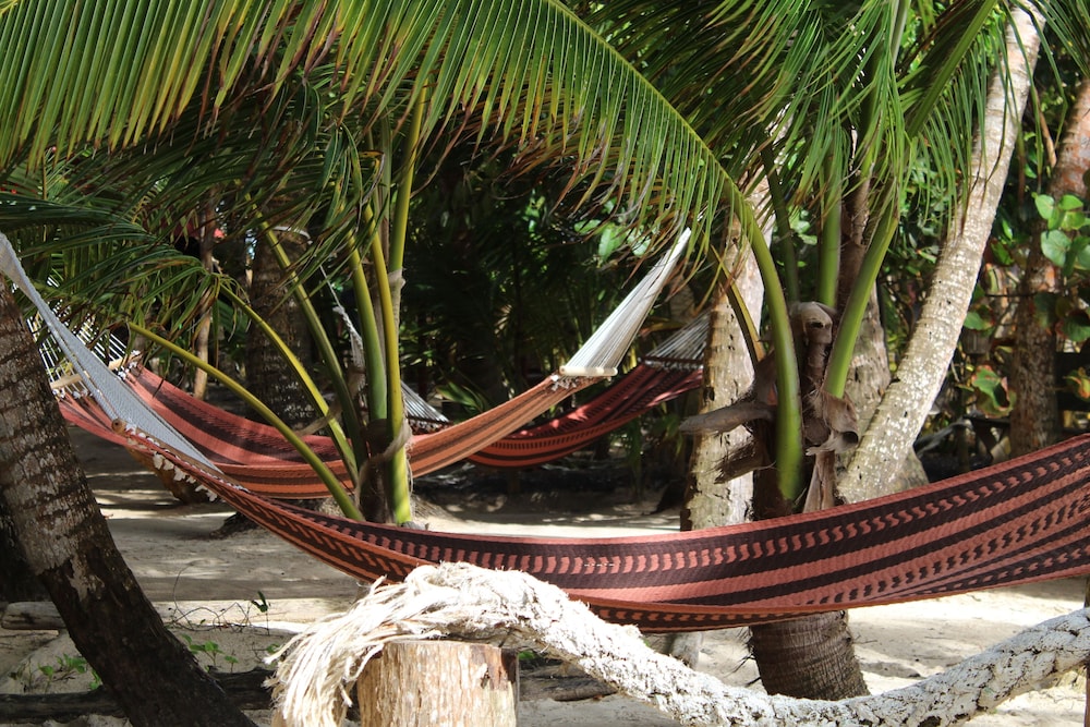 Little Corn Beach and Bungalow - Photo 30