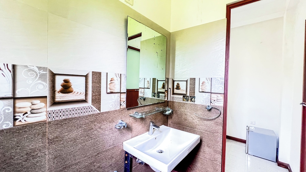 Galle Catamaran Villa