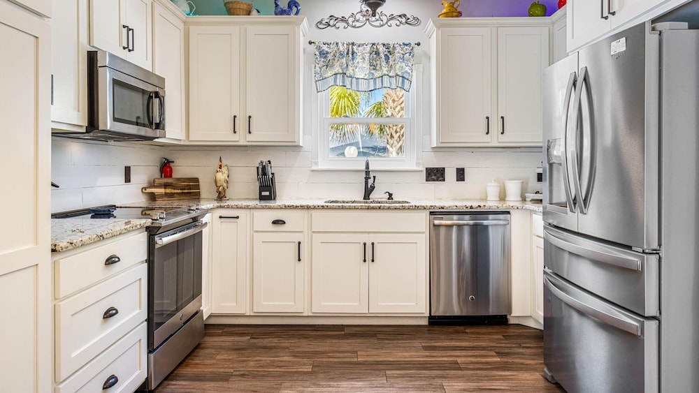 Southern Charm by Southern Vacation Rentals