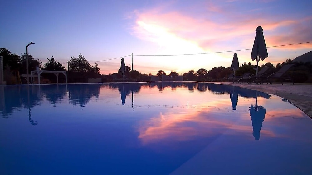 Corfu Villa Liostasi - Gaia Poolside Retreat