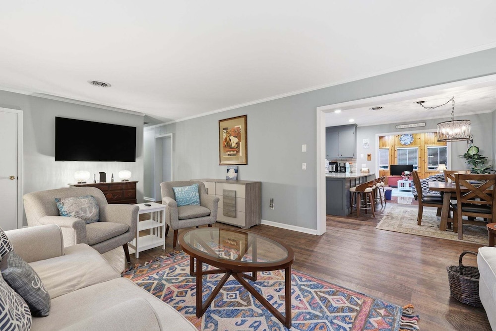 Minutes To Rehoboth Beach And Lewes Beach 3br Home 3 Bedroom Home