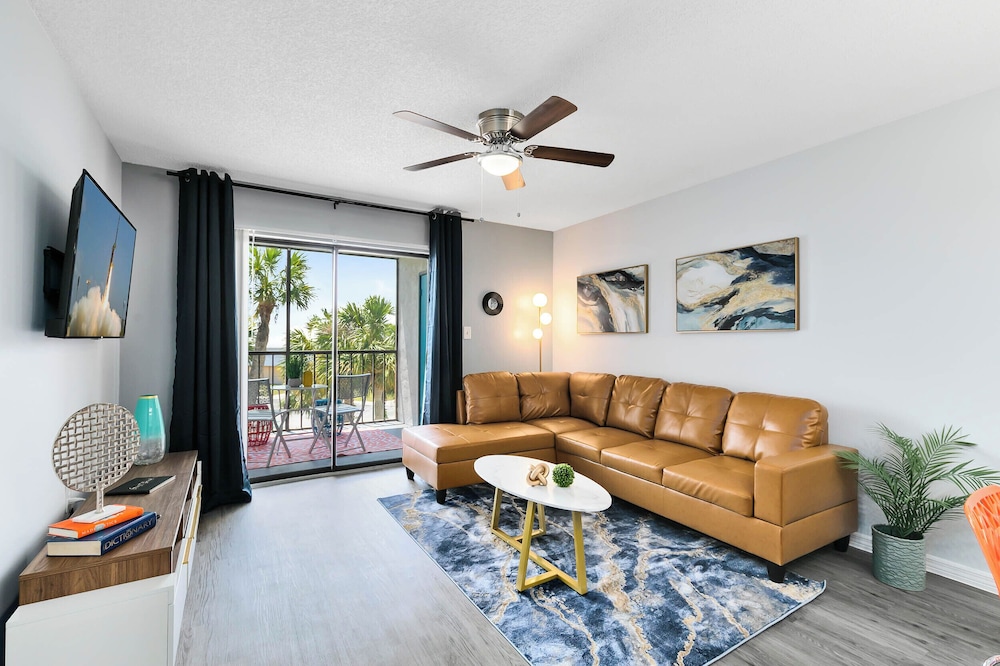 Oasis Apartment Homes
