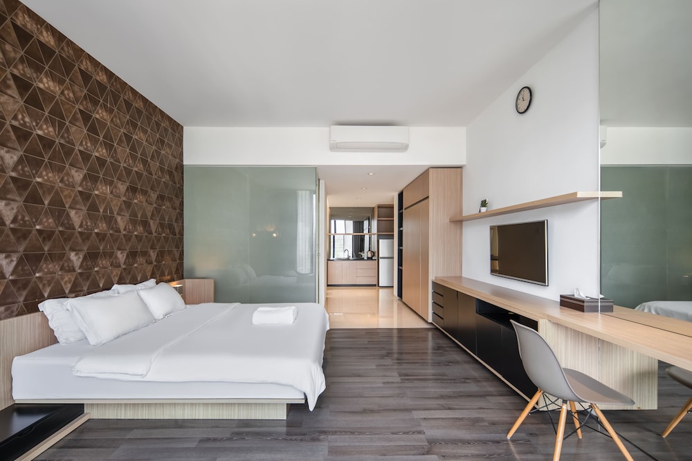Cove Southouse Residence
