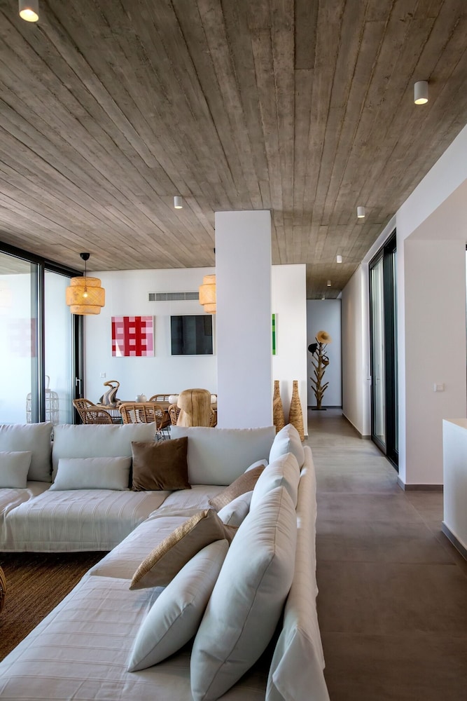 Magic Cave Villa in Tinos