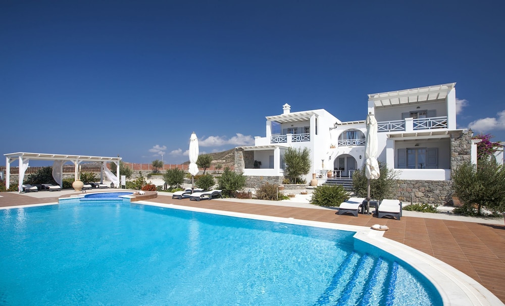 Miland Suites