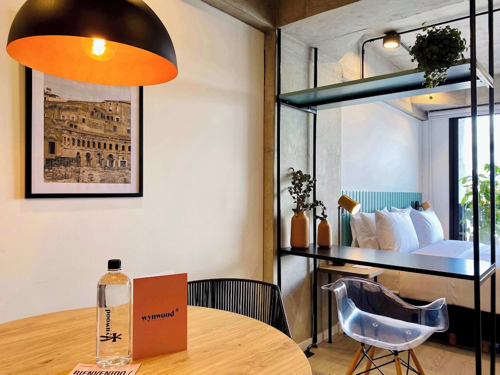 w Marvelous Loft in Polo