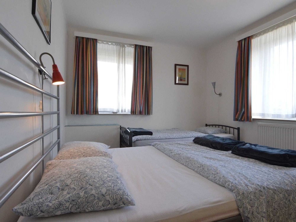 Apartment in Halenfeld-amel With Terrace