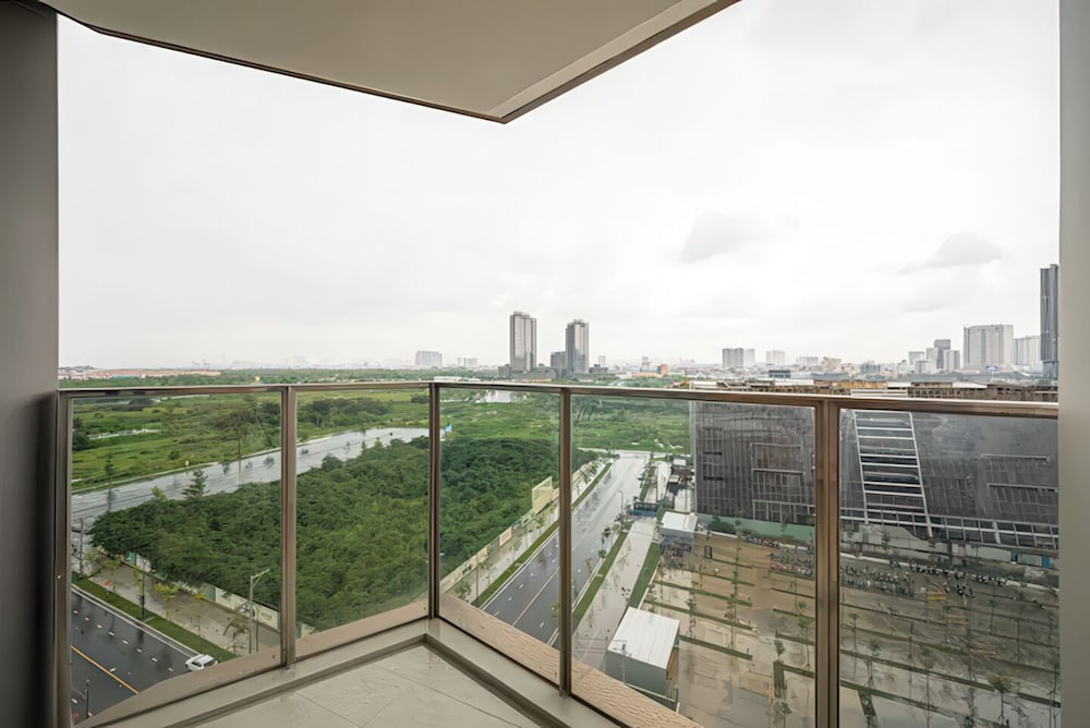 The Metropole - Horizon View Riverside