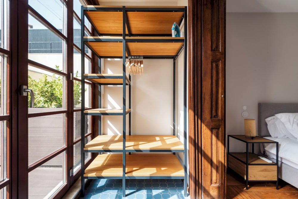 Rivol3 · Stunning 1BR w/ Private Terrace
