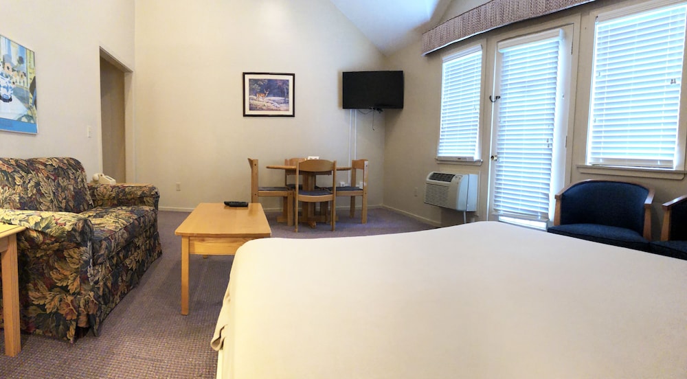 Attitash Motel