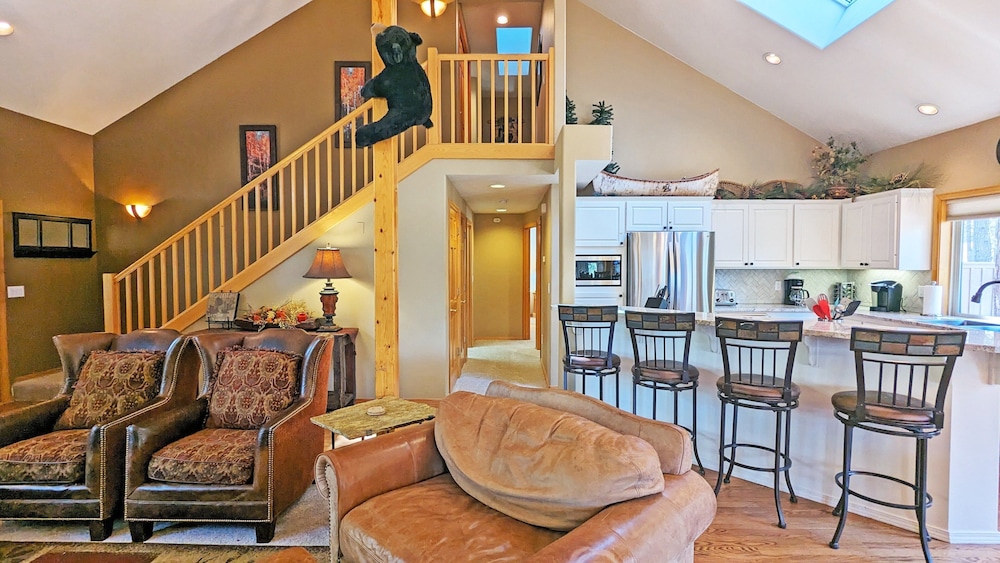 Mcnary 20 5 Bedroom Home