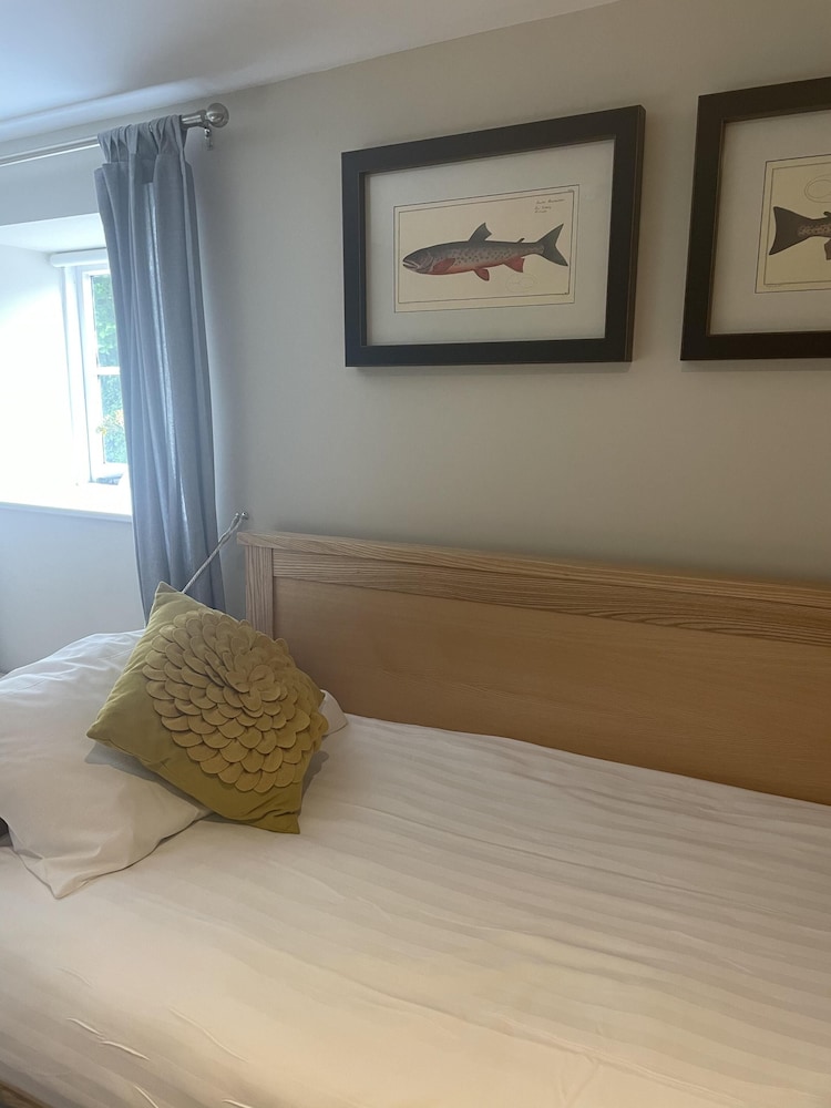 The Sea Trout Inn