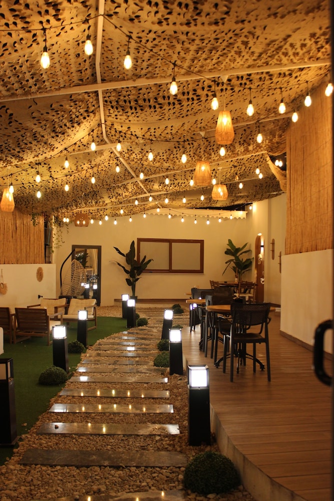 Bonnie City Hotel - Image 84