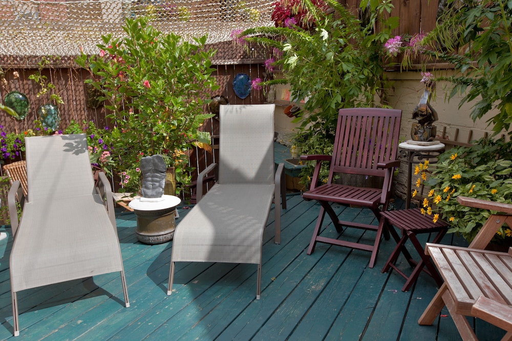 La Loggia Art B&B