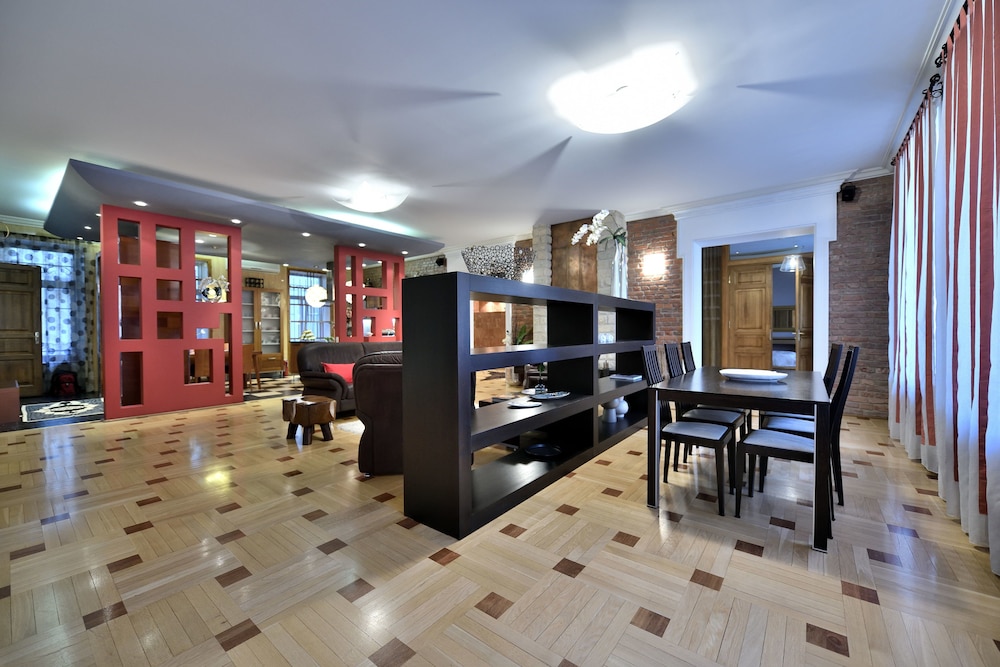 BELLE apartment on Italianskaya