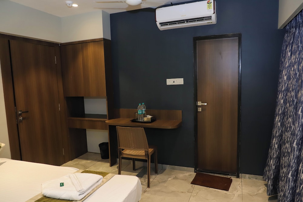 RK Hotel