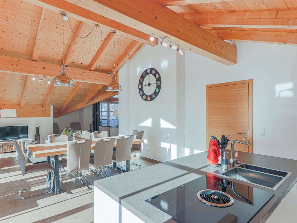 Luxury Apartment in Brixen