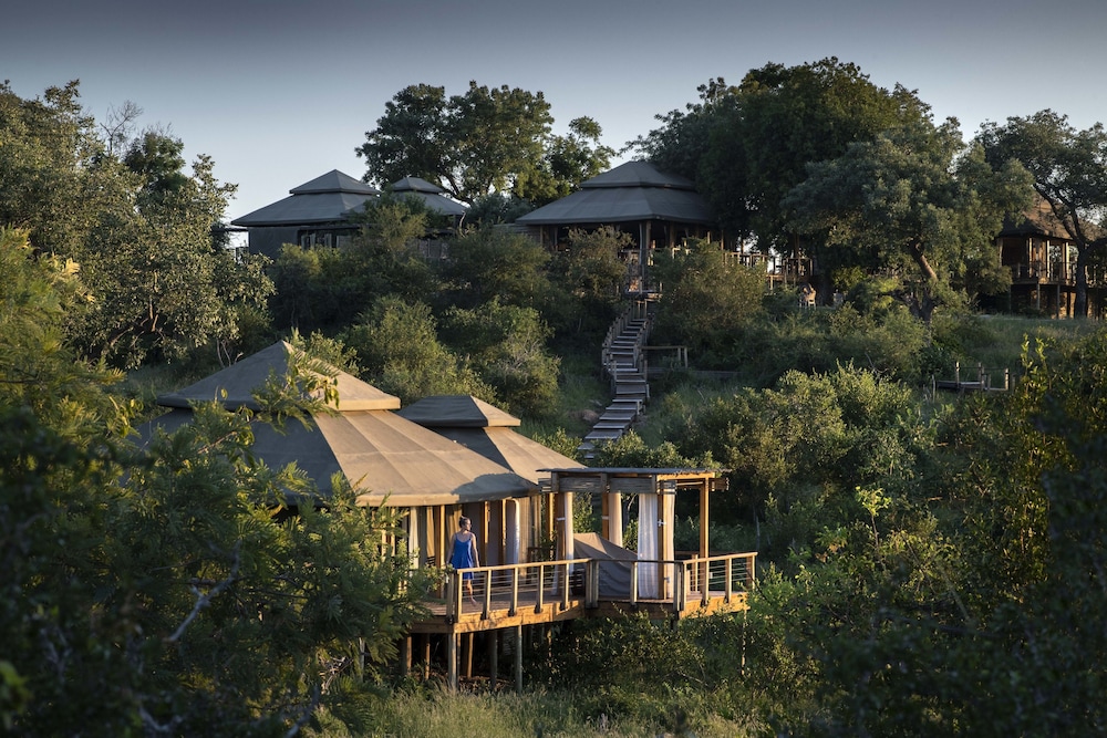 Simbavati Hilltop Lodge