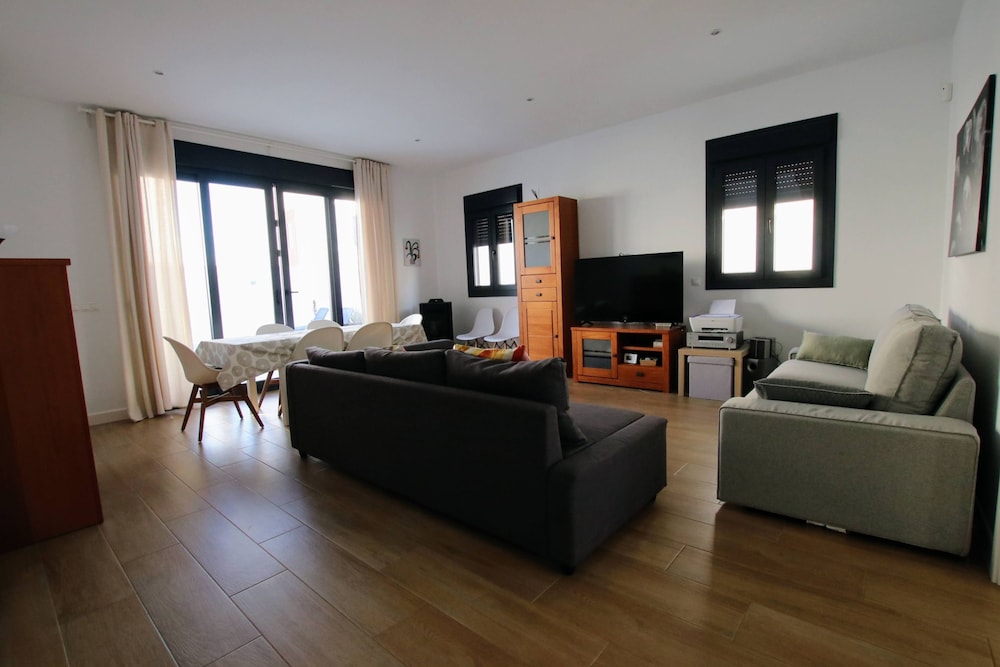 Tess Casa Sargantana