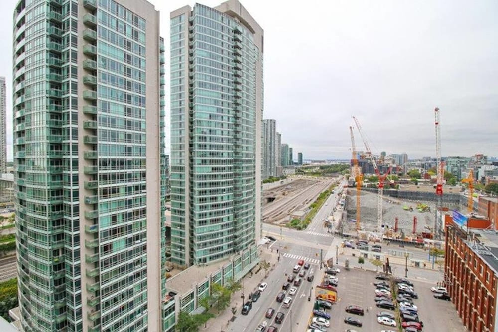 Executive 2 Bedroom Condo Across CN Tower - Image 1