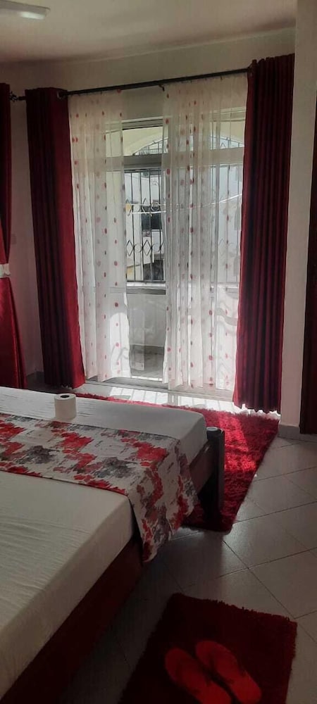 Lux Suites Shiv Apartments Nyali Cinemax