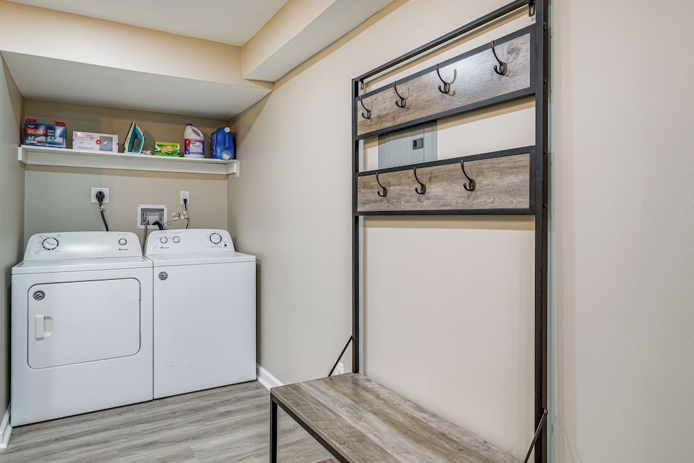Nurse-friendly Fredericksburg Apt Near Hospitals