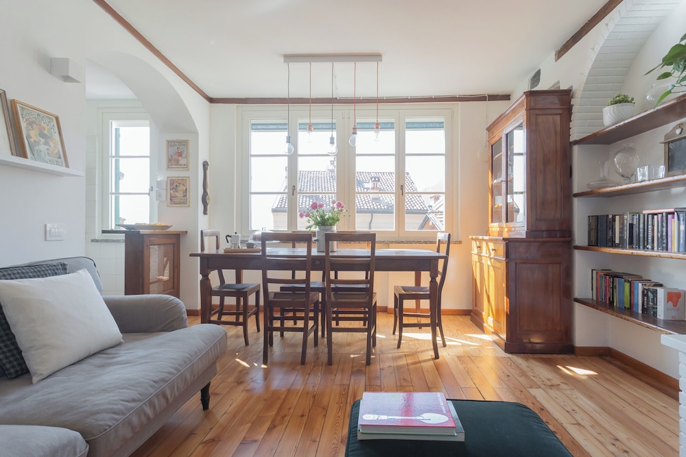 Emily's Holiday House - Authentic Lake Como by Rent all Como