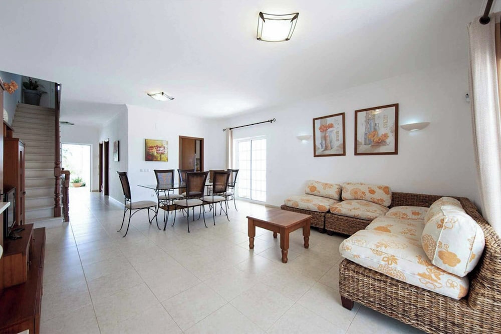 Villa Cordyline