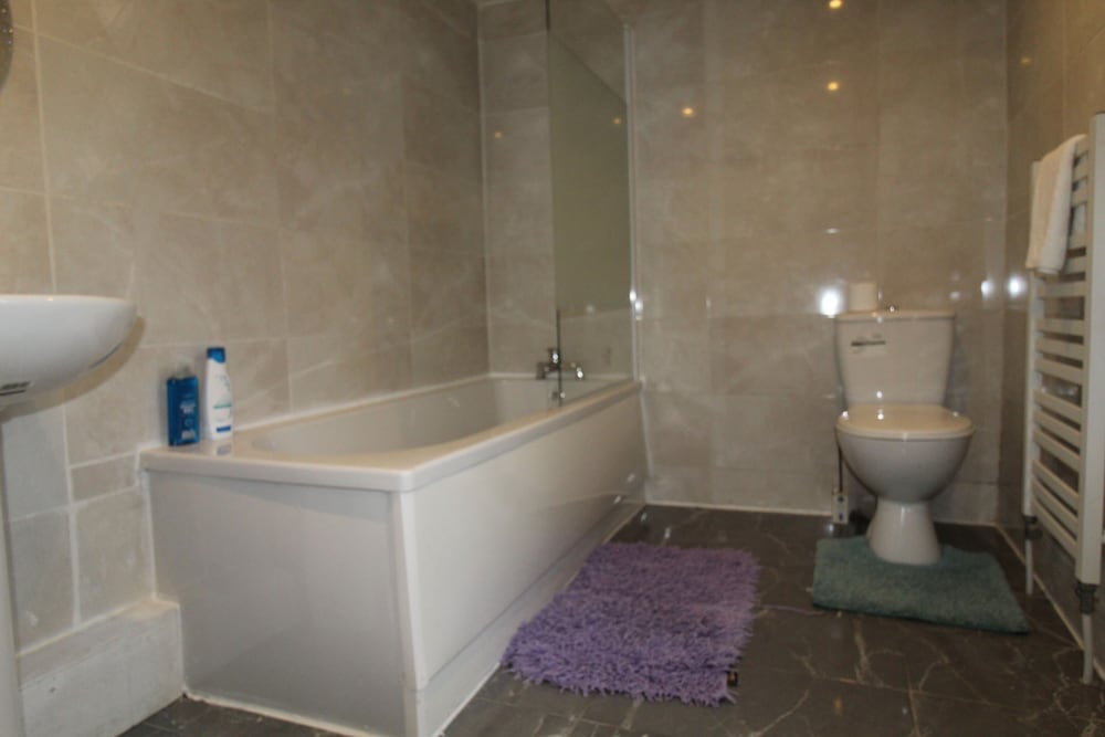 Sefton House by Smart Corporate Stays