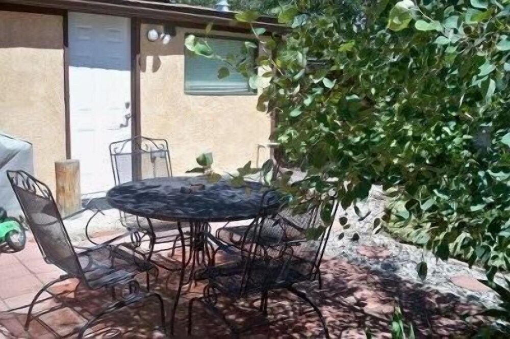The Townie 1 Bedroom Holiday Home By Pinon Vacation Rentals